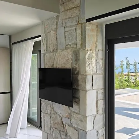Lithos Infinity I, By Halkidiki